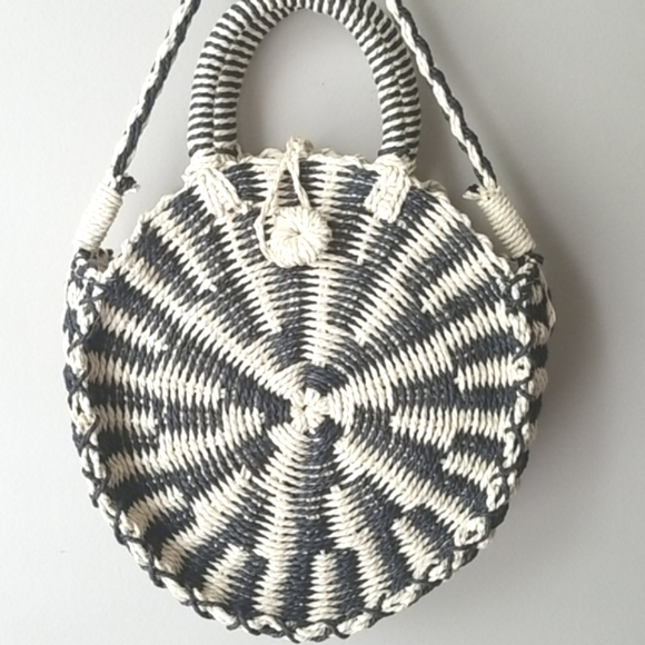 B o h o | Sole Society Round Wicker Purse/Bag - Picture 4 of 14